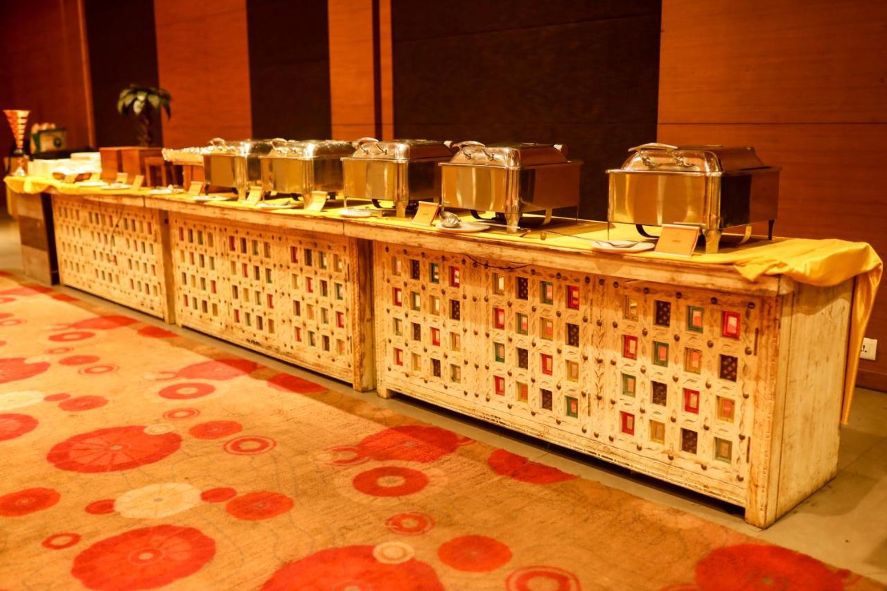 Hotel German Palace Near To Airport Gandhinagar Buitenkant foto