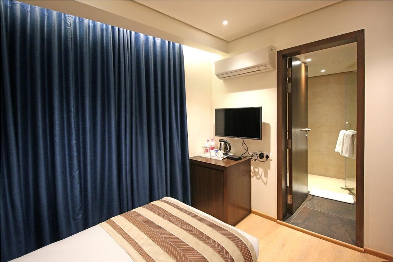 Hotel German Palace Near To Airport Gandhinagar Buitenkant foto