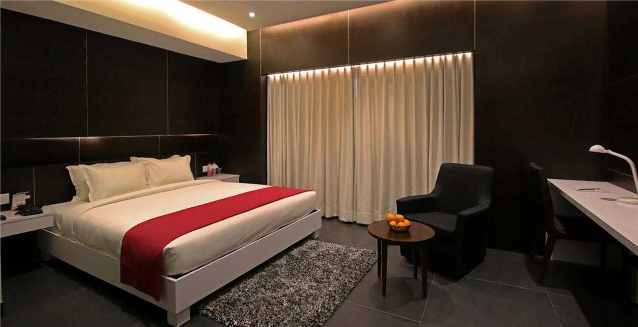 Hotel German Palace Near To Airport Gandhinagar Buitenkant foto