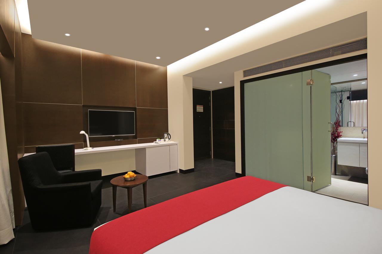Hotel German Palace Near To Airport Gandhinagar Buitenkant foto