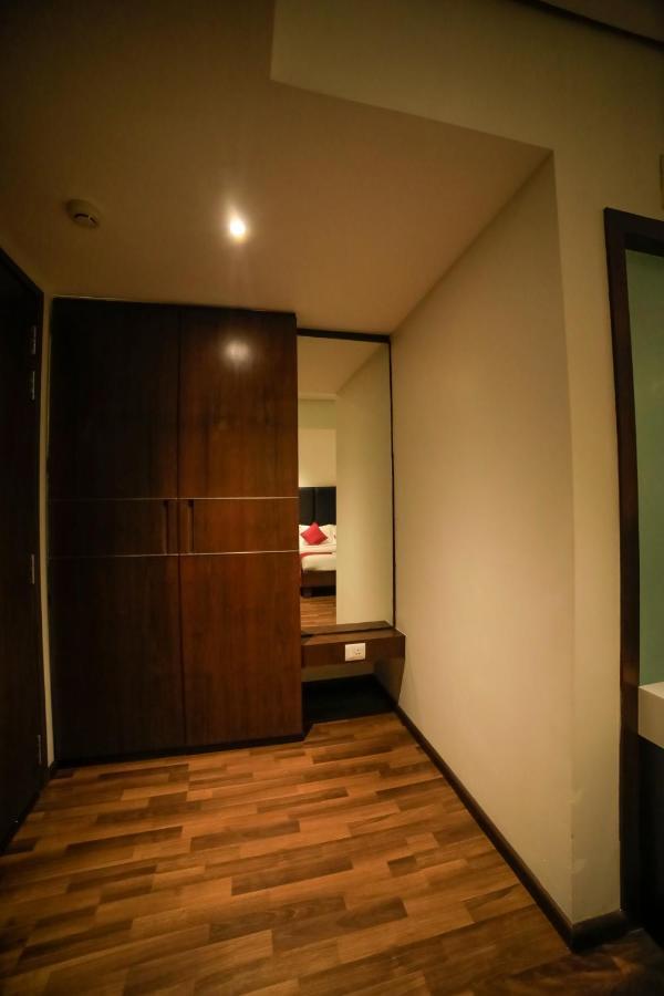 Hotel German Palace Near To Airport Gandhinagar Buitenkant foto